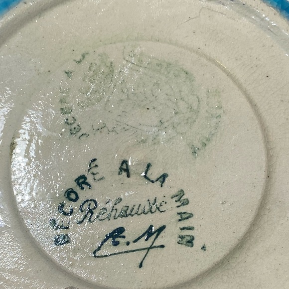 Majolica Longwy 6” Decor Bird Floral Cracked Signed A.M France - Picture 5 of 5